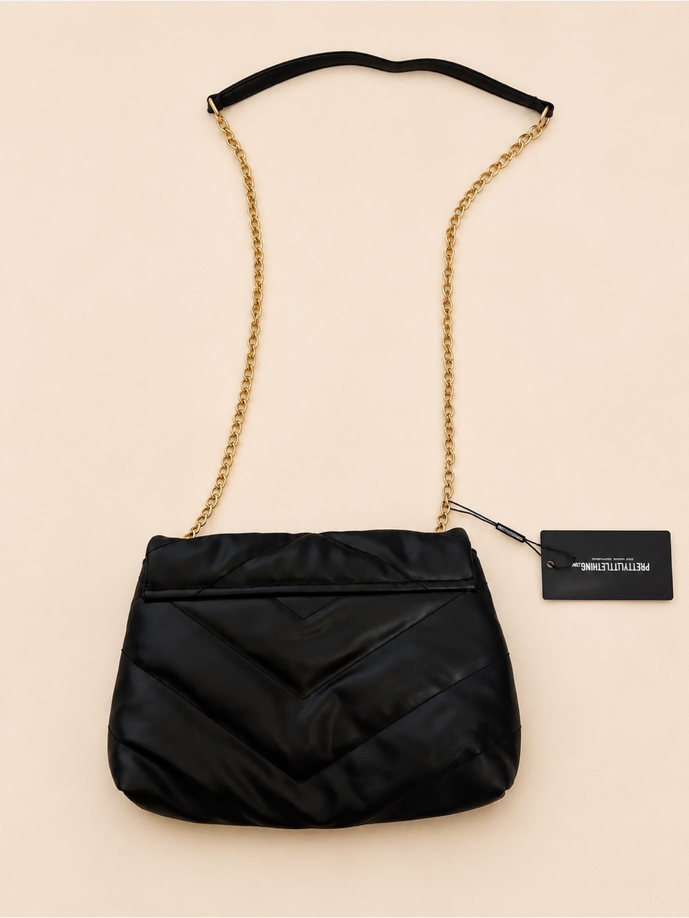 PrettyLittleThing Black Quilted Shoulder Bag with Gold Chain - Picture 2 of 4